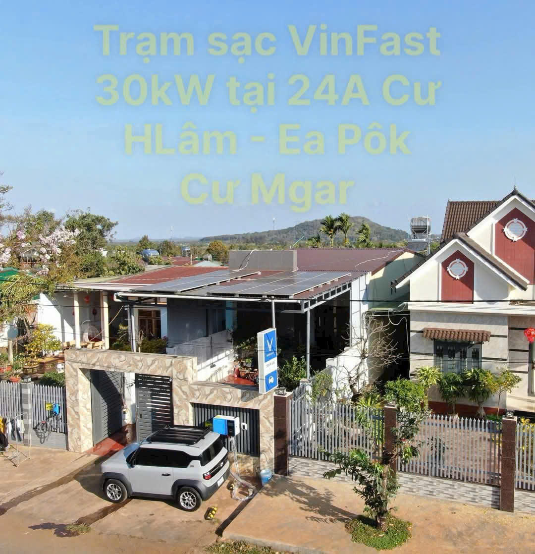 Trạm sạc nhượng quyền kết hợp điện mặt trời